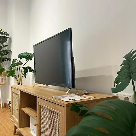 Gades De La Caleta Con Terraza Grupo Ac Gestion *