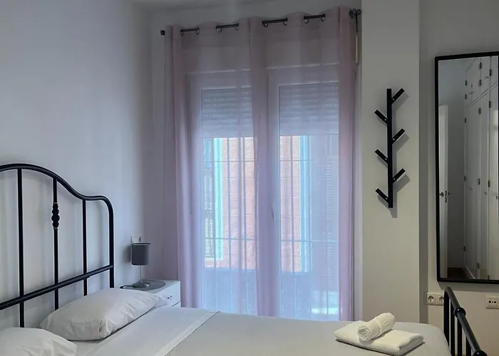 Gades De La Caleta Con Terraza Grupo Ac Gestion Cádiz