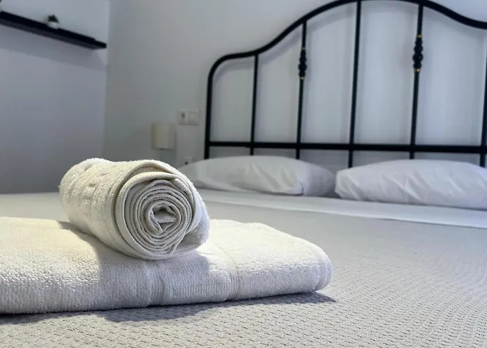 Gades De La Caleta Con Terraza Grupo Ac Gestion