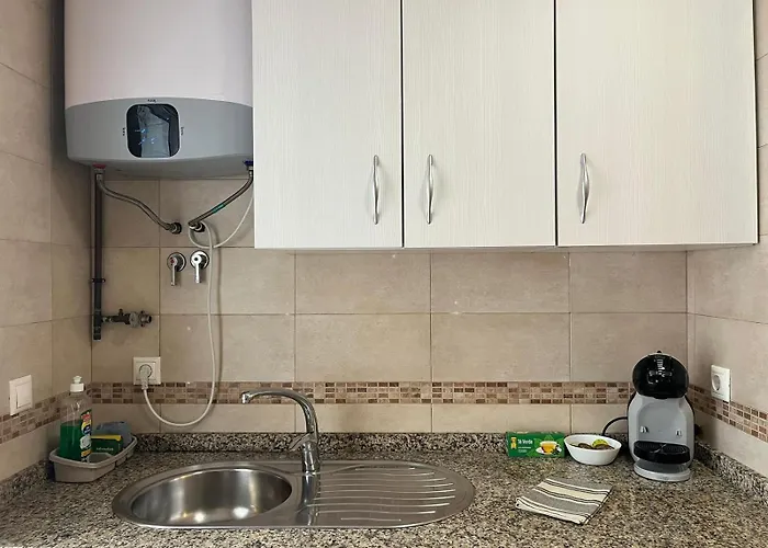 Gades De La Caleta Con Terraza Grupo Ac Gestion *