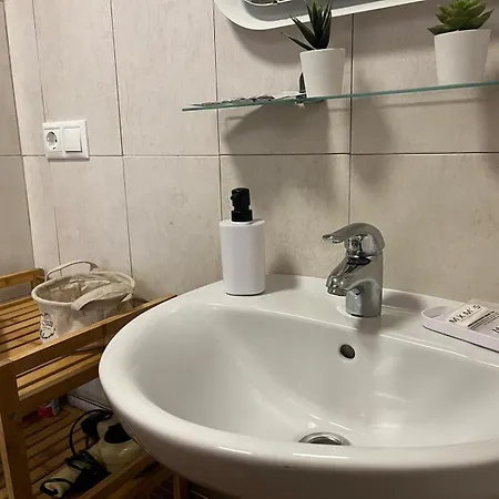 Gades De La Caleta Con Terraza Grupo Ac Gestion *