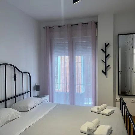 Gades De La Caleta Con Terraza Grupo Ac Gestion Cádiz