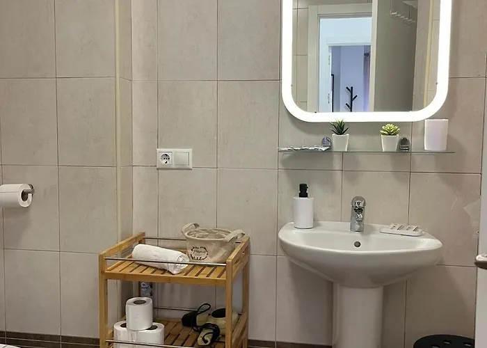 Gades De La Caleta Con Terraza Grupo Ac Gestion